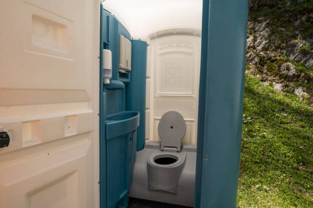 Best Porta potty delivery and setup  in Grove City, PA